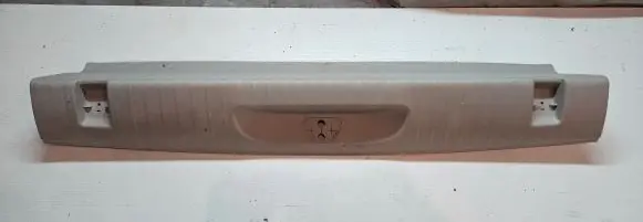 Chrysler Pacifica Trunk/boot sill cover protection 5RH96PD2AE
