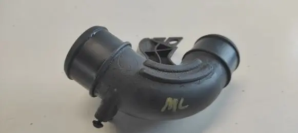 Mercedes-Benz ML W163 Intercooler hose/pipe A1635011124