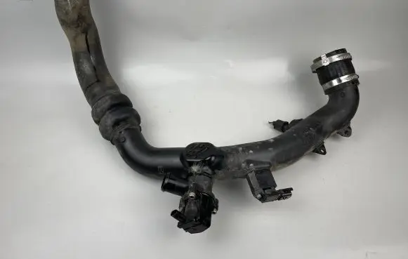 Ford Fusion II Intercooler hose/pipe ES736C646GF CJ5G9U465BA
