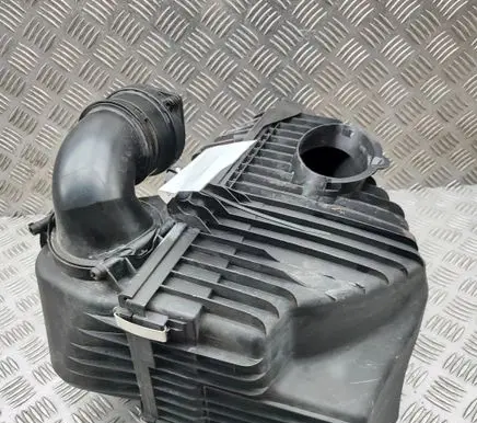 Porsche Cayenne (92A) Air filter box 7P0129607