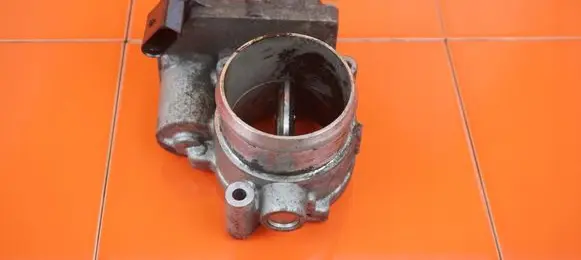 Hyundai Santa Fe Throttle body valve 5WY9110C 19MB54