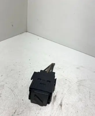BMW 5 E39 Other relay 8380420