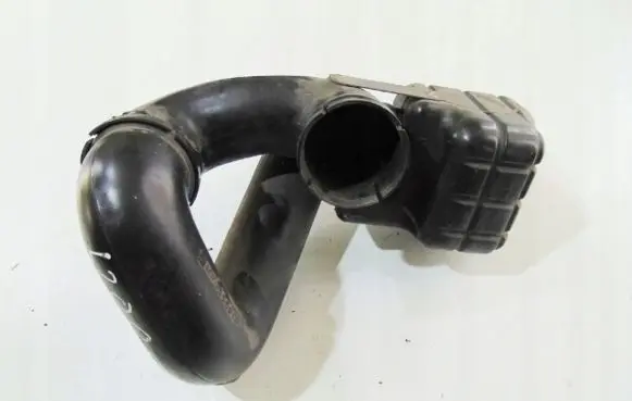 Mitsubishi L200 Intake resonator 