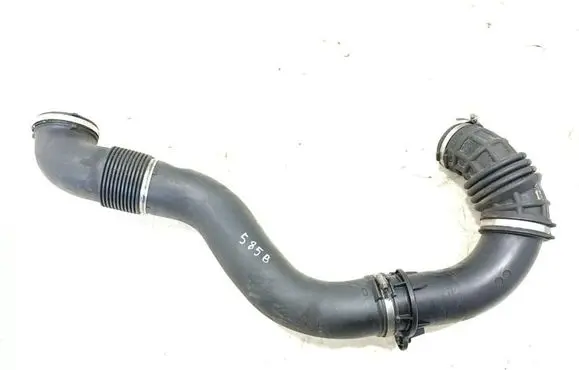 Air intake hose/pipe