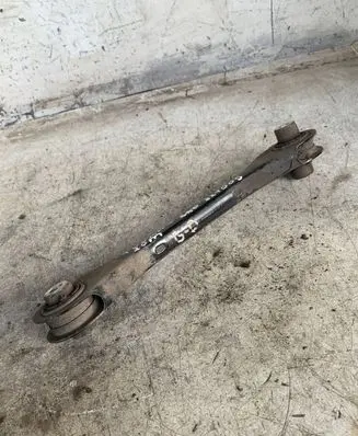 Volkswagen Touran III Rear control arm 5q5501529