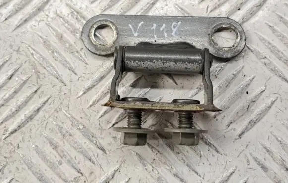 Toyota Corolla Verso AR10 Tailgate/trunk/boot hinge 6881002020