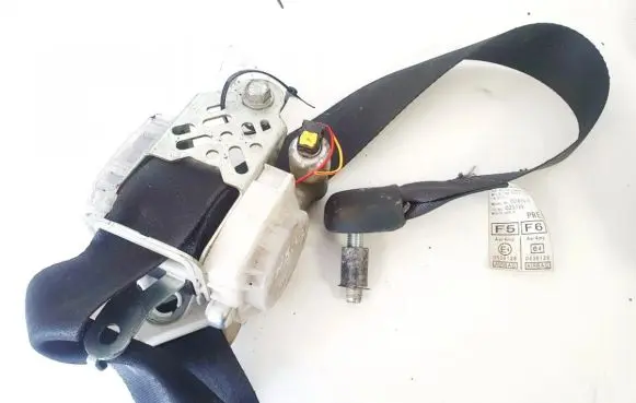Subaru Legacy Front seatbelt 7s1610p g087901