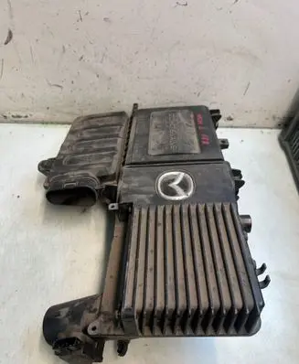 Mazda 3 I Air filter box 1001407041