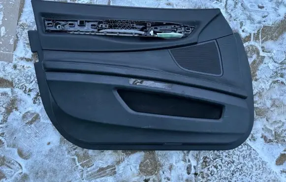 BMW 7 F01 F02 F03 F04 Front door card panel trim 0014051021