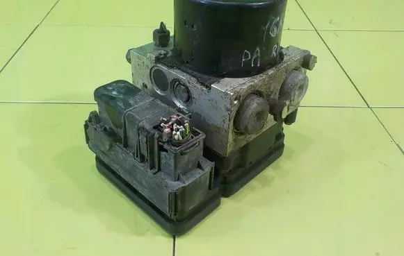 Jeep Patriot ABS Pump P68028210AC 16AB105