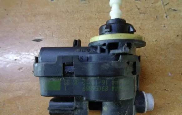 Peugeot 508 Headlight level adjustment motor 89056887