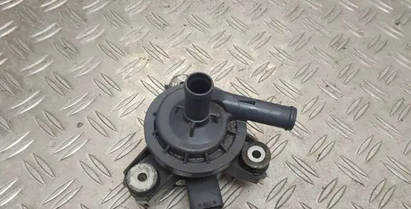 Toyota Auris 150 Electric auxiliary coolant/water pump G904047090