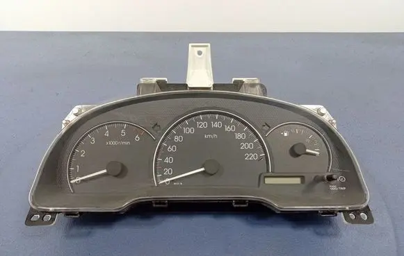 Toyota Avensis Verso Speedometer (instrument cluster) 8380044530