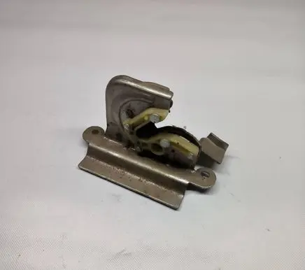 Mitsubishi Pajero Rear door lock