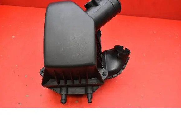 Opel Mokka Air filter box 