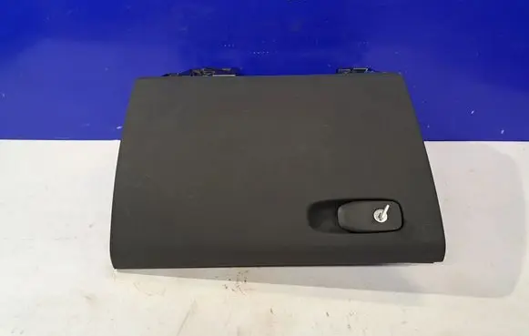 Volvo S90, V90 Glove box 31688713 31688711