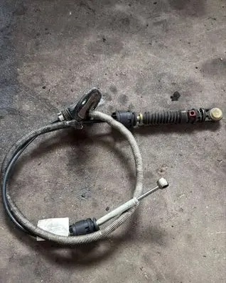 Volvo V50 Gear shift cable linkage 30783150