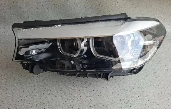 Headlight/headlamp