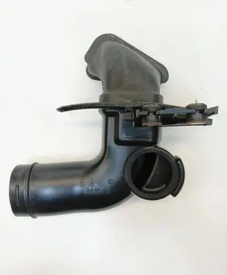 Honda CR-V Air intake hose/pipe