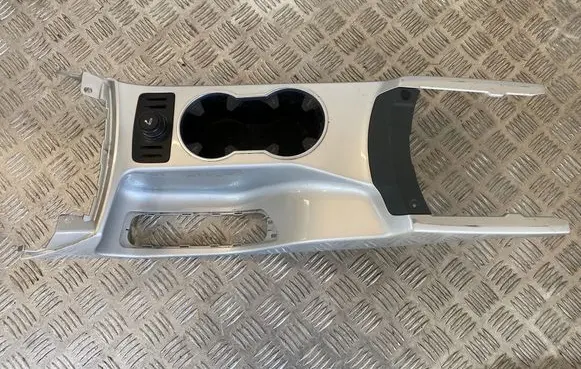 Ford C-MAX II Center console AM51R046C22 AM51R045M18