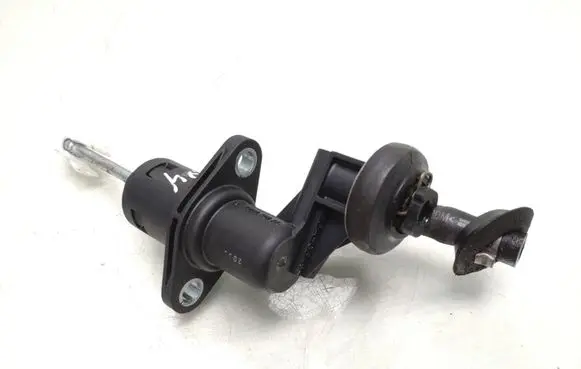 Audi A4 S4 B7 8E 8H Clutch master cylinder 8E2721401AC