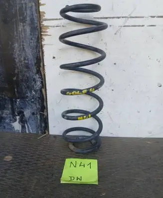 Volkswagen Golf IV Rear coil spring