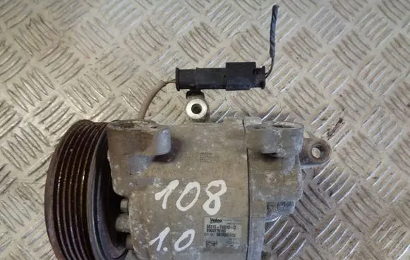 Peugeot 108 Air conditioning (A/C) compressor (pump) 88310YV010