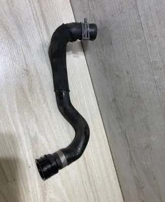 Audi A5 Engine coolant pipe/hose 8W0122073F