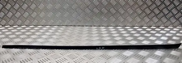 Audi A4 S4 B5 8D Windshield trim 