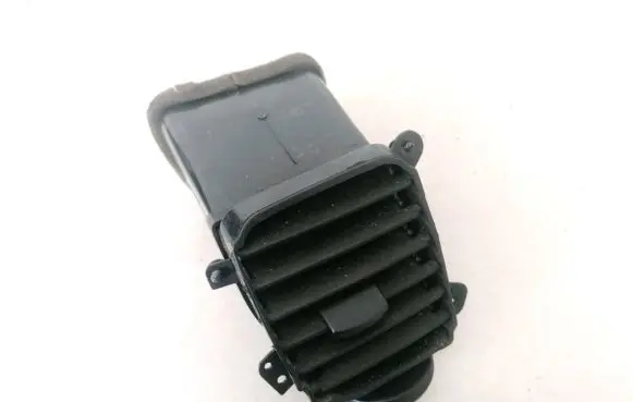 Hyundai Trajet Dash center air vent grill 974323A000 97432-3A000