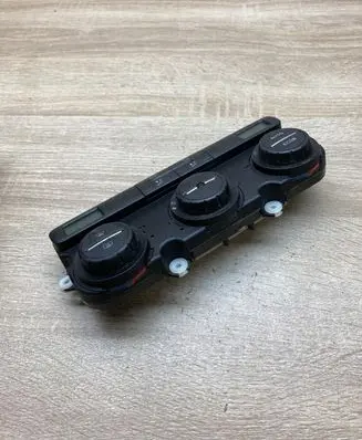 Volkswagen Golf V Climate control unit VWCLIMA