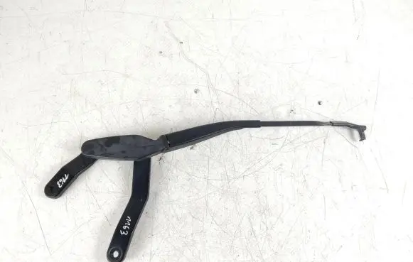 Mercedes-Benz CLS C218 X218 Front wiper blade arm A2188200444