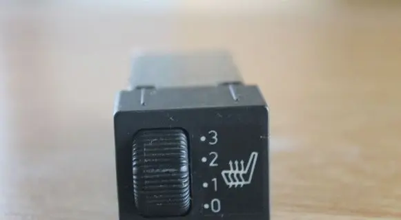 Saab 9000 CS Seat heating switch 4439014