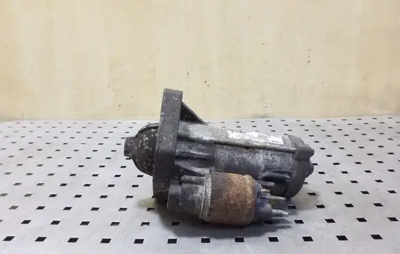 Renault Trafic III (X82) Starter motor 233000106R ESW2014