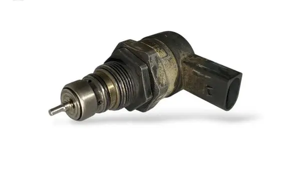 BMW 3 E90 E91 Fuel pressure regulator 0281002481