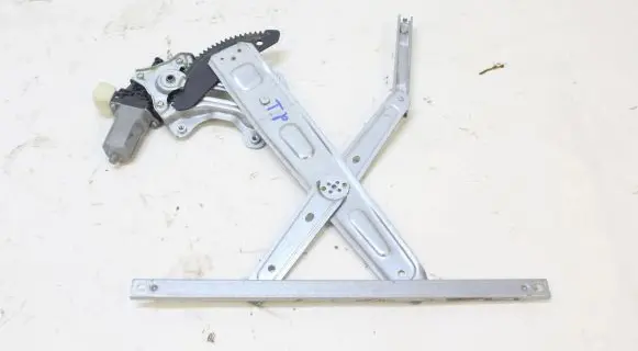 Renault Koleos II Front door window regulator with motor