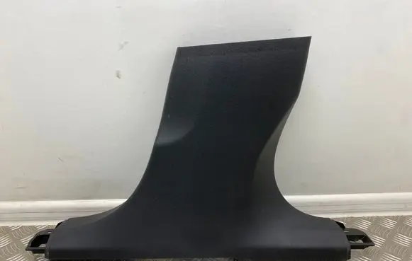 Volvo XC60 (B) pillar trim (bottom) 31425698