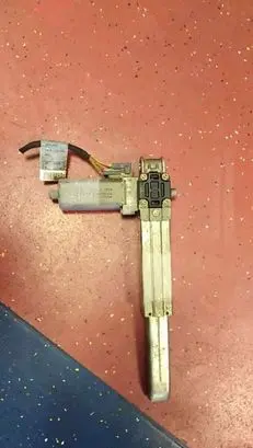 BMW 7 E65 E66 Seat adjustment motor 0390201953