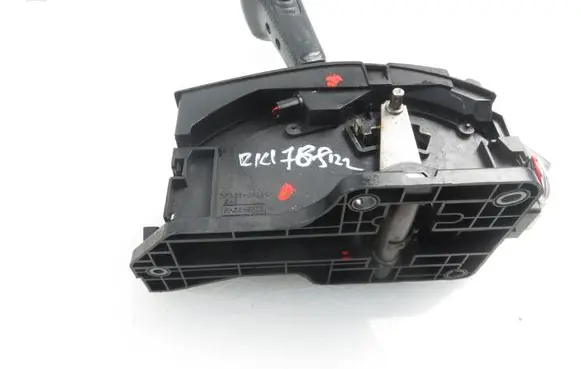 Nissan Pathfinder R50 Gear shifter/selector 