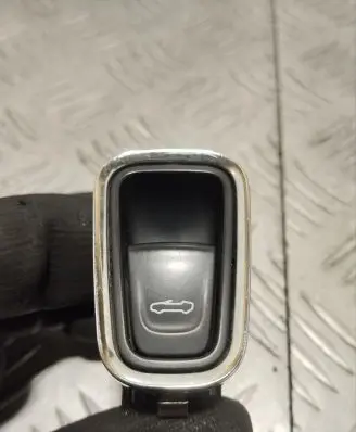 Aston Martin DB11 Tailgate opening switch HY5315691AB
