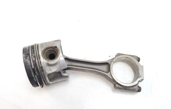 Volkswagen PASSAT B6 Piston with connecting rod 081187