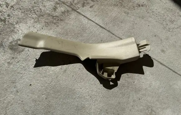 Volvo V60 (C) pillar trim 31348251