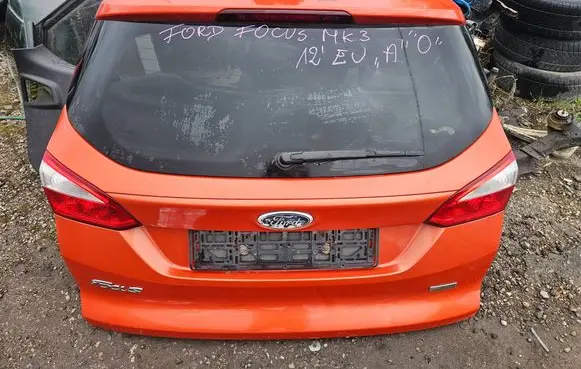 Ford Focus Tailgate/trunk/boot lid 