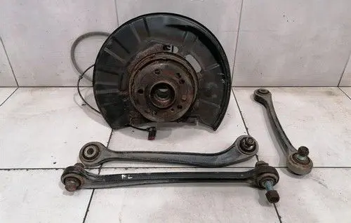 Maybach 57/62 Rear wheel bearing hub A2403500908