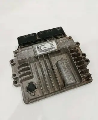 Opel Antara Engine control unit/module 25192581 28418159 25184894