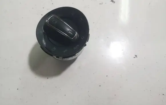Skoda Superb B6 (3T) Light switch 3T0941431B