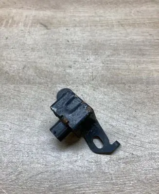 Toyota Corolla E120 E130 Airbag deployment crash/impact sensor 8917413030 1876004830