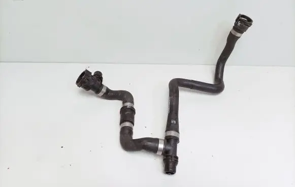 BMW iX Engine coolant pipe/hose 8475128