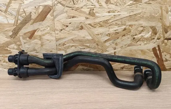 Volvo XC60 Engine coolant pipe/hose S118C266