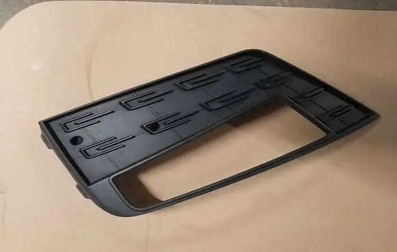 Seat Leon (5F) Front bumper lower grill 5F0853665G